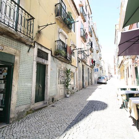 Bairro Alto In A Polaroid - Party In Lisbon Apartment ภายนอก รูปภาพ