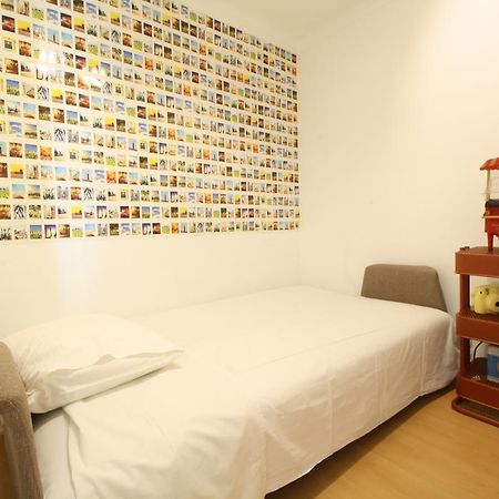 Bairro Alto In A Polaroid - Party In Lisbon Apartment ภายนอก รูปภาพ