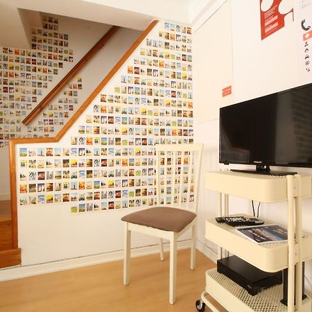 Bairro Alto In A Polaroid - Party In Lisbon Apartment ภายนอก รูปภาพ